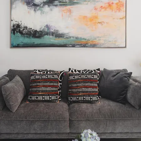 Botanical Art House By Staycom